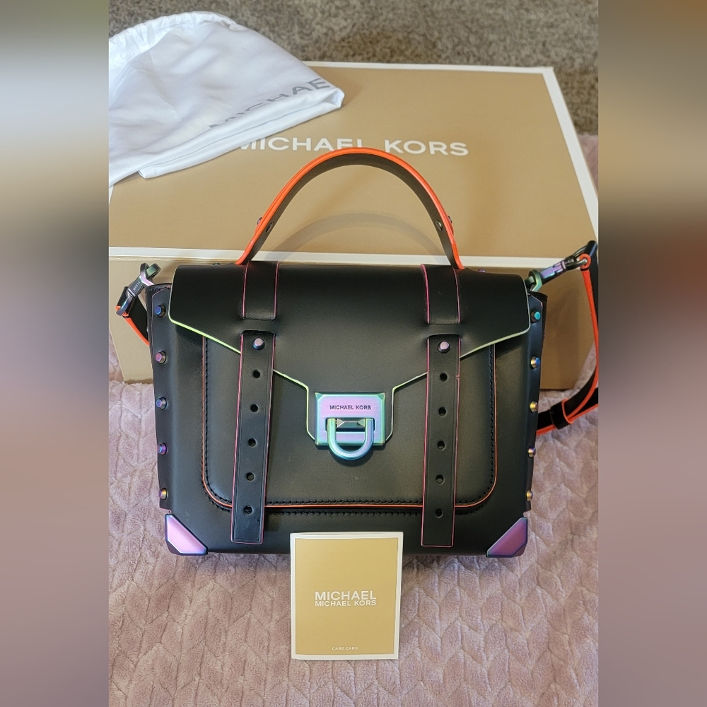 Michael Kors π₯ NWOT Limited Edition Manhattan Medium Satchel/Crossbody Bag. - Picture 2 of 7